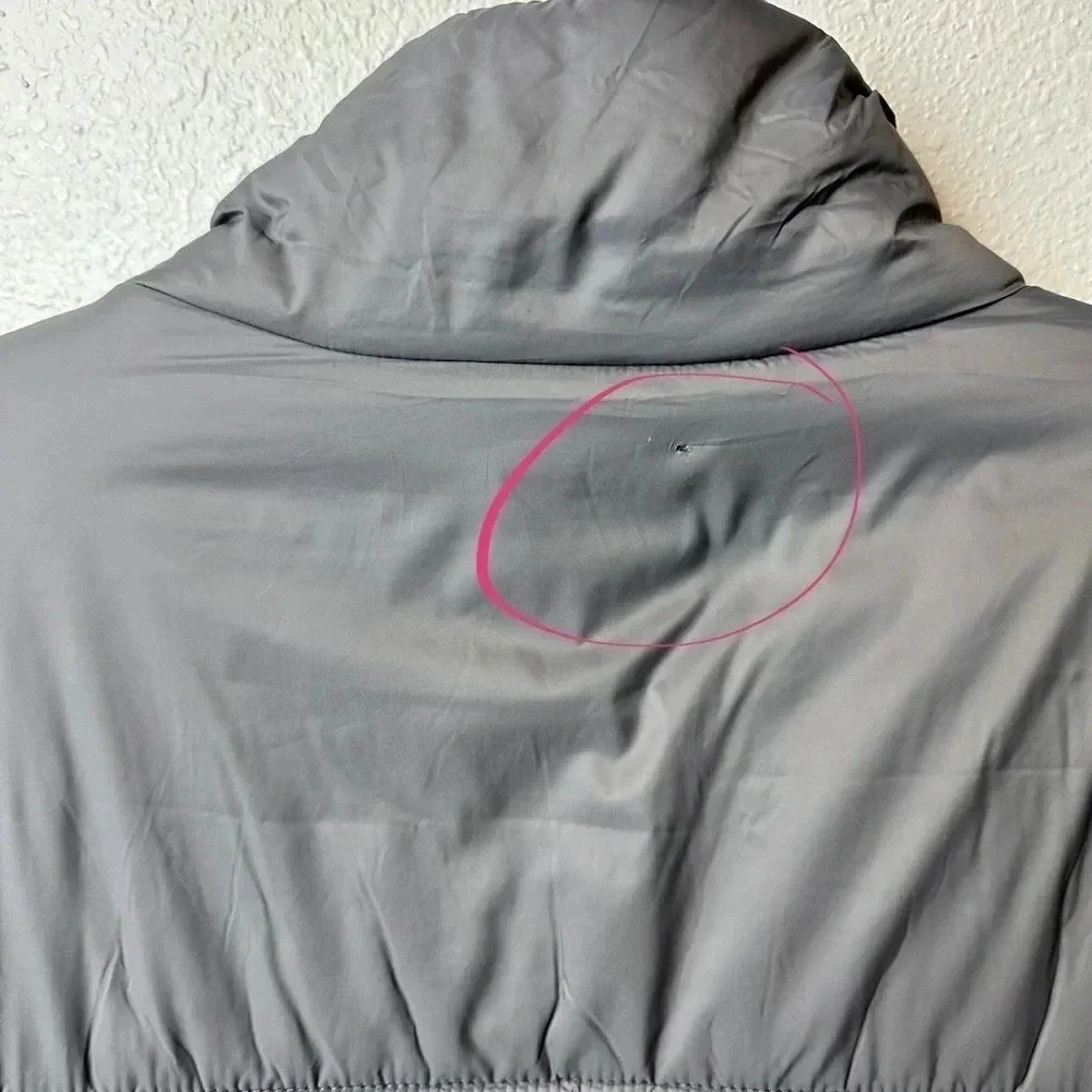 NWTS. TRUE Religion‎ Puffer Jacket